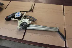 135-58149r Lexus 1991 Ls400 Right Passenger Side Rear Door Window Regulator With Motor