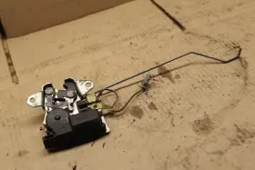 181.le1u97 Lexus 1997 1998 1999 2000 Sc300 Sc400 Trunk Latch Lock Actuator