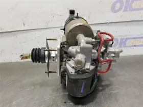 545-50925 Lexus 00-02 Lx470 Oem Abs Anti Lock Brake Booster Pump Reservoir Assembly