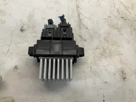 623.ma1v14 Maserati 14-17 Ghibli S Q4 3.0 Awd A Hvac Blower Motor Control Module Resistor B