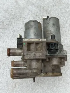 0018301484 Mercedes-benz 199.mb1x95 1994 1995 1996 1997 1998 1999 S500 W140 Heater Control Valve