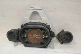 661.mb1e15 Mercedes-benz 2012 2013 2014 2015 C250 W204 Subwoofer Speakers Logic 7 661.mb1e15 Mercedes-benz 2012 2013 2014 2015 C250 W204 Subwoofer Speakers Logic 7
