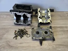 941-7375 Mercury 1980 9.8 Outboard Engine Cylinder Block
