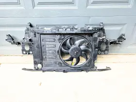 51-64-7-145-012 Mini 07-14 Cooper Clubman Radiator Support With Fan Assy 17-4