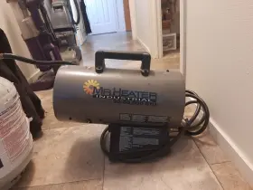 F271380 Mr. Heater 50 To 85 000 Btu