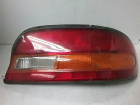 166-58654r Nissan Passenger Tail Light Quarter Panel Mounted Fits 93-94 Altima 71439