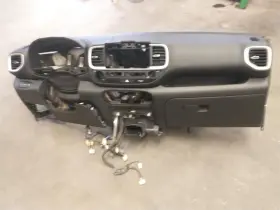 251-10321 Oem Venue 2020 Dash Panel 620235