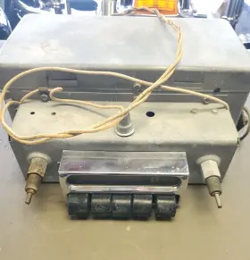 986668 Original Gm Delco 1953 1954 Chevy Am Radio - Model