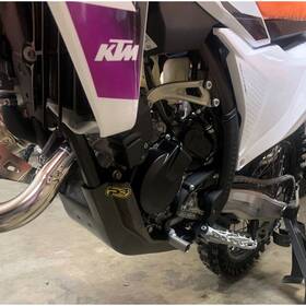 P3 301043 Skid Plate - Black