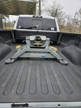 Rvb3600 Ram Used B W Companion Fifth Wheel Trailer Hitch - Compatible Towing Prep Pkg