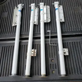 44321 Rieco Titan Lot 4 Rieco-titan Products Manual Camper Jacks 2000 Lb. With Brackets