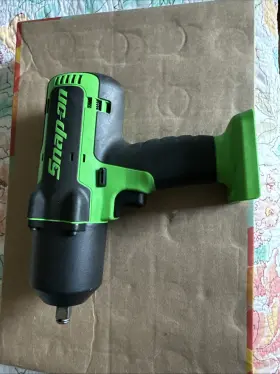 Ct7850 Snap-on Cordless Impact Wrench. 1/2 Inch Drive With Charger Cord Battery In Bag