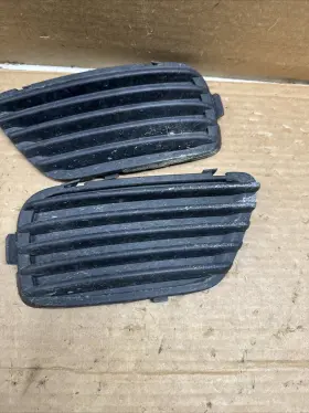 57731ag81avw Subaru Oem 2005-2006 2007 Legacy Left And Right Side Fog Light Cover Bumper