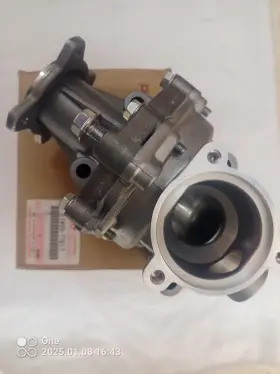 17400-77817-000 Suzuki 1740077817000 New Genuine Pump Set Water Direct From Japan