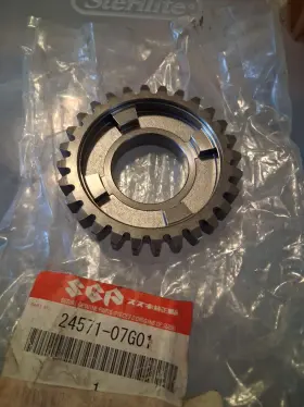 24571-07g01 Suzuki Oem Part Gear Reverse Driven Nt 28
