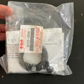 31132-13e00 Suzuki Genuine Brush Holder Set - Old Part Looks Good
