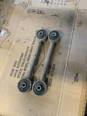46202-52d12 Suzuki 2004 Xl7 Rear Lower Control Arm