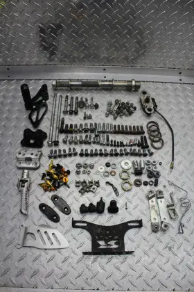 4904970 Suzuki 2007 Gsxr750 Hardware Bolts Set With Other Good Stuff
