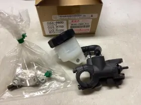 59000-01860-rx0 Suzuki Master Cylinder Kit
