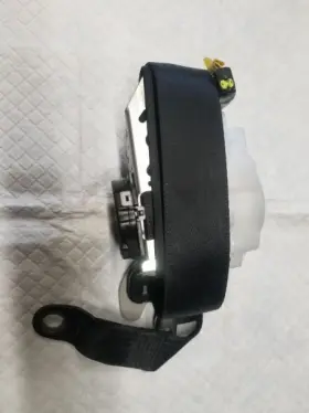 210-51987 Toyota 12 13 14 Prius V Passenger Right Front Seatbelt Oem