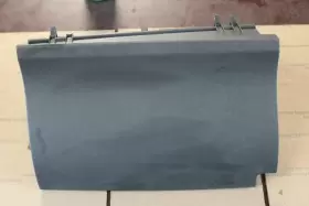 260.to1n10 Toyota 2010 2011 2012 2013 2014 2015 Prius Glove Box Broken Tab Scratches