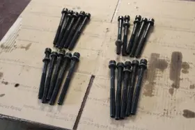 399.to1918 Toyota 2018 2019 2020 Tundra Engine Cylinder Head Bolts 5.7l 3ur-fe 20 Pieces