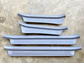 6791360040a0 Toyota 98-07 Landcruiser 100 Scuff Plate Set Lh Rh Driver Passenger Front Rear