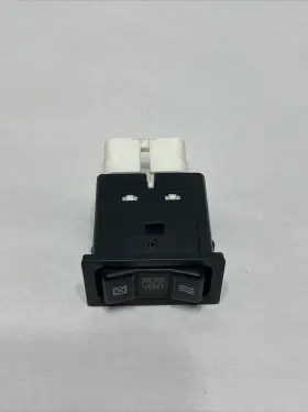 84835-08010 Toyota 98-01 Sienna Rear Vent Quarter Window Open Close Switch Oem