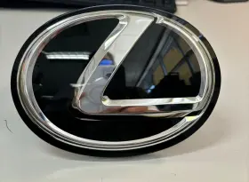 90975-02117 Toyota Lexus Emblem 2008-2012 Oem