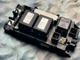 G92z1-48010 Toyota G92z048010 Lexus Junction Relay Block For Rx450h Hv Hybrid Battery Oem