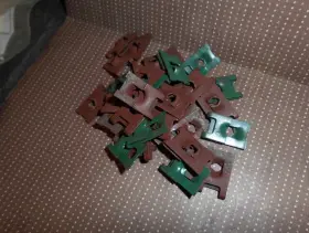 Fj2407 Triumph Fj2407/4 Bmc Rover Spire Clips Speed Nuts X 20 Oe