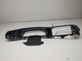131.vw1m20 Volkswagen 2020 Jetta Speedo Cluster Trim Bezel
