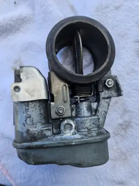 1k0253691jv150 Volkswagen Oem Vw 09-14 Audi Tdi Throttle Body Exhaust Flap