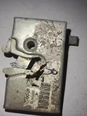 Volkswagen 443 837 016a Vw Door Latch #