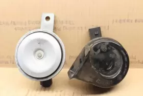 613.vw1k09 Volkswagen 2005 2006 2007 2008 2009 2010 Jetta Horns Pair