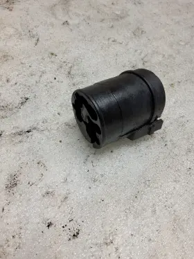 60v-42725-02-00 Yamaha Oem Part Grommet