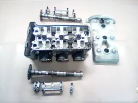 8es-11101-00-00 Yamaha 2006 Rs Vector Er 1000 Engine Cylinder Head Cams Valve Cover Bent Valves