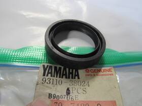 Yamaha 93110-38024 1986 1987 Fazer 700 Front Fork Oil Seal 93110-38024-00
