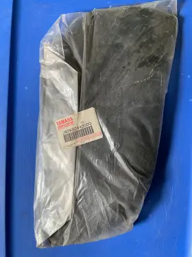 Jn3-k8244-00-00 Yamaha Jn3k82440000 New Mat Oem #jn3-k8244-00-00 Rear Body Side