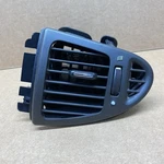 2001-2008 Jaguar Type Front Passenger Right Side Air Vent Black 1X436725AJ Oem Used. Price: $9.98.