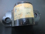 Jaguar XJ6, XJ12 Front Anti Sway Roll Bar Bracket C30501, CBC5337 Nos New. Price: $112.32.