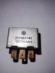 Vw Control Unit Relay # 211 963 141 5 Prong Used. Price: $29.99.