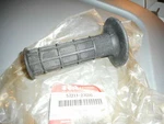 Nos Suzuki RM80 RMX250 DR200 DR350 DR-Z125 DR-Z400 Genuine Left Grip 57211-27C00 New. Price: $29.99.