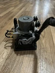 2012-2016 Porsche 911 991 Abs Anti Lock Brake Pump Module Used. Price: $220.00.