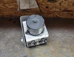2007-2009 Ford Mustang Abs Anti-lock Brake Pump Assembly Oem Excluding Shelby Used. Price: $85.49.