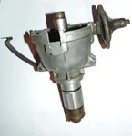 Innocenti Austin Mini / Spark Plug Dispenser Original Distributor Lucas Usato. Price: $126.87.