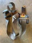 03-05 2004 Chevrolet Astro Safari Van Left Driver Front Seat Belt Retractor Gray Used. Price: $89.95.