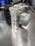 Oem Anti-lock Brake Part 2024 Silverado 2500 86507059 8511207 Used. Price: $100.00.