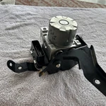 2022 - 2024 Mitsubishi Outlander Abs Anti Lock Brake Pump Module Unit Used. Price: $160.00.